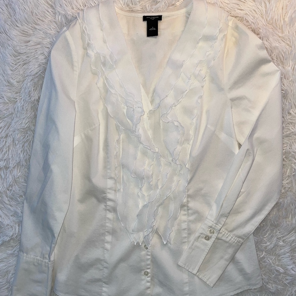 Ann Taylor Fitted Ruffled V-neck Long Sleeve Blouse